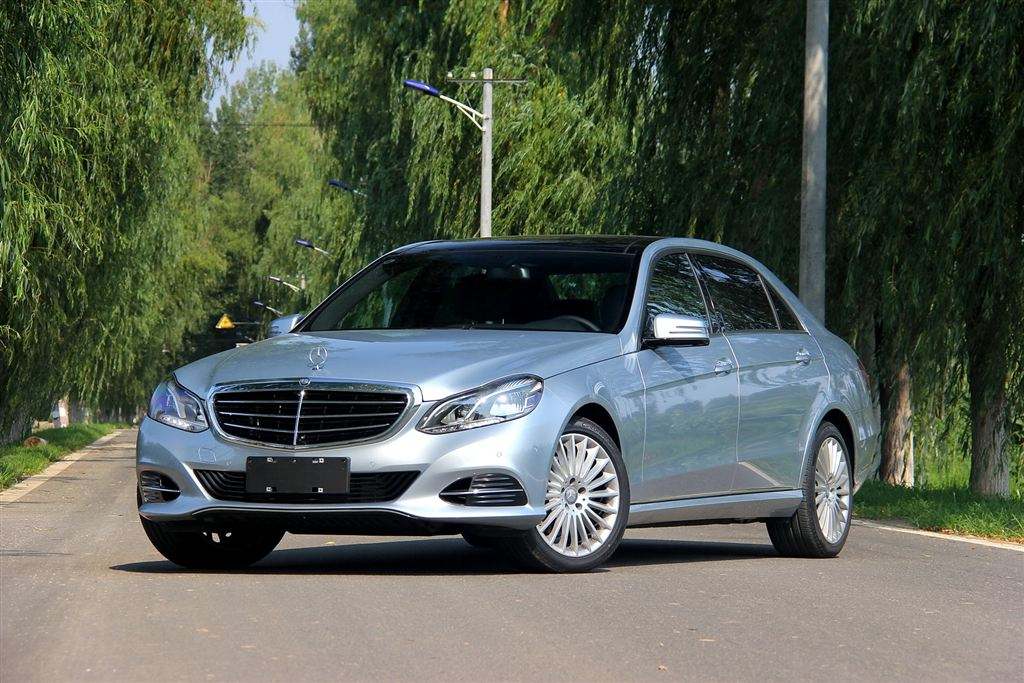 奔馳E260L